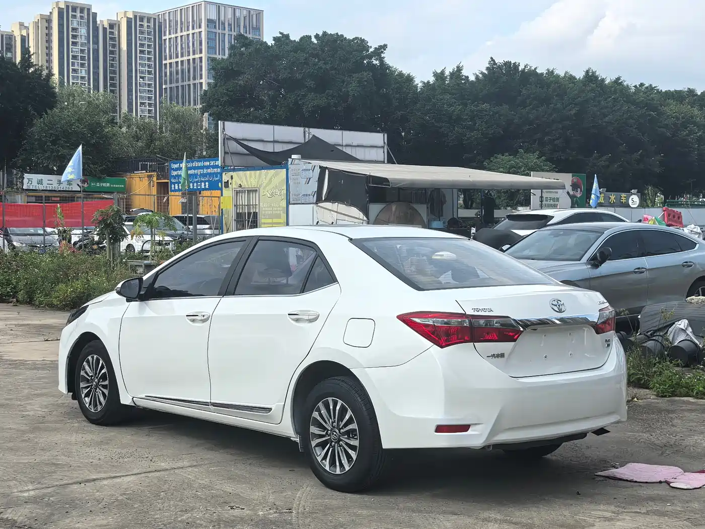 Toyota Corolla 2017 Facelift 1.2T S-CVT GL-i фото 16