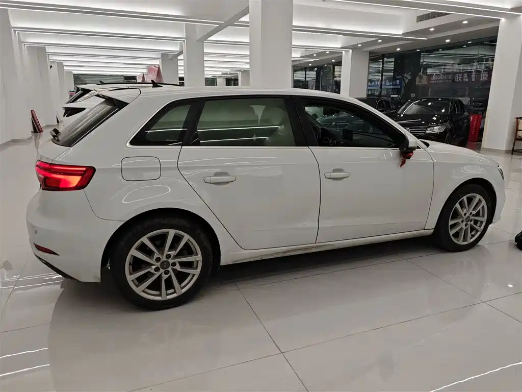 Audi A3 2020 Sportback 35 TFSI Progressive Type China VI фото 4