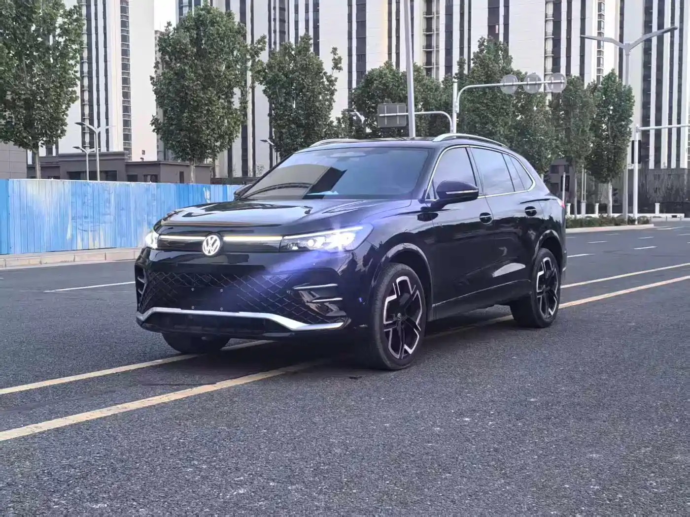 Volkswagen Tiguan L 2025 PRO 380TSI 4WD R-Line Smart Premium Edition