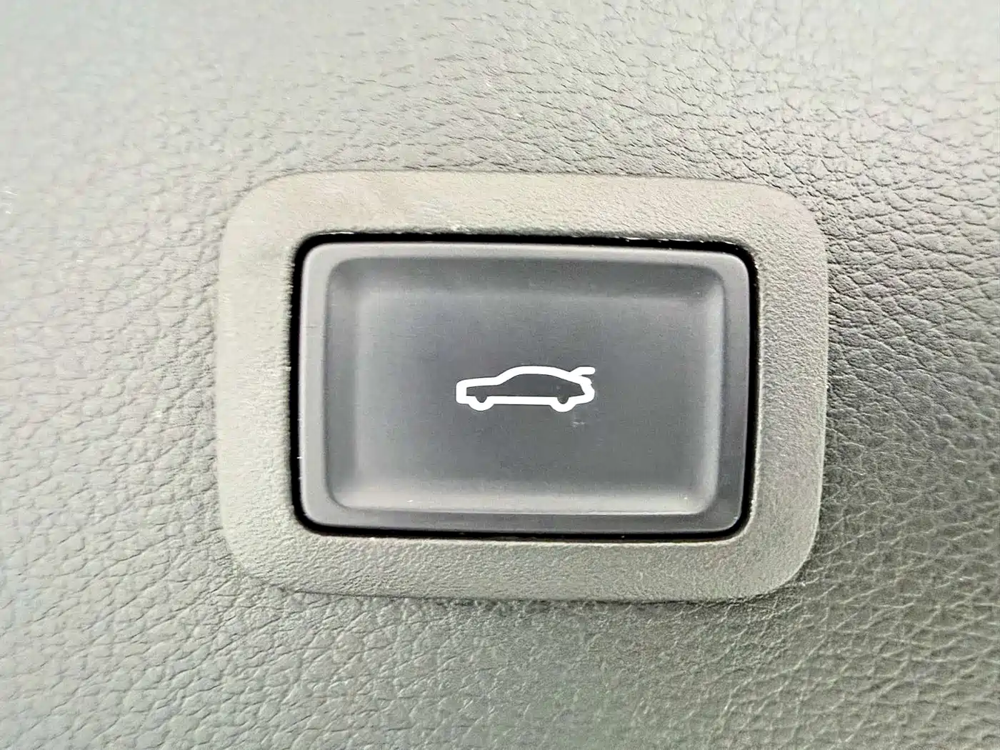 Hongqi H6 2023 2.0T Premium Edition фото 28