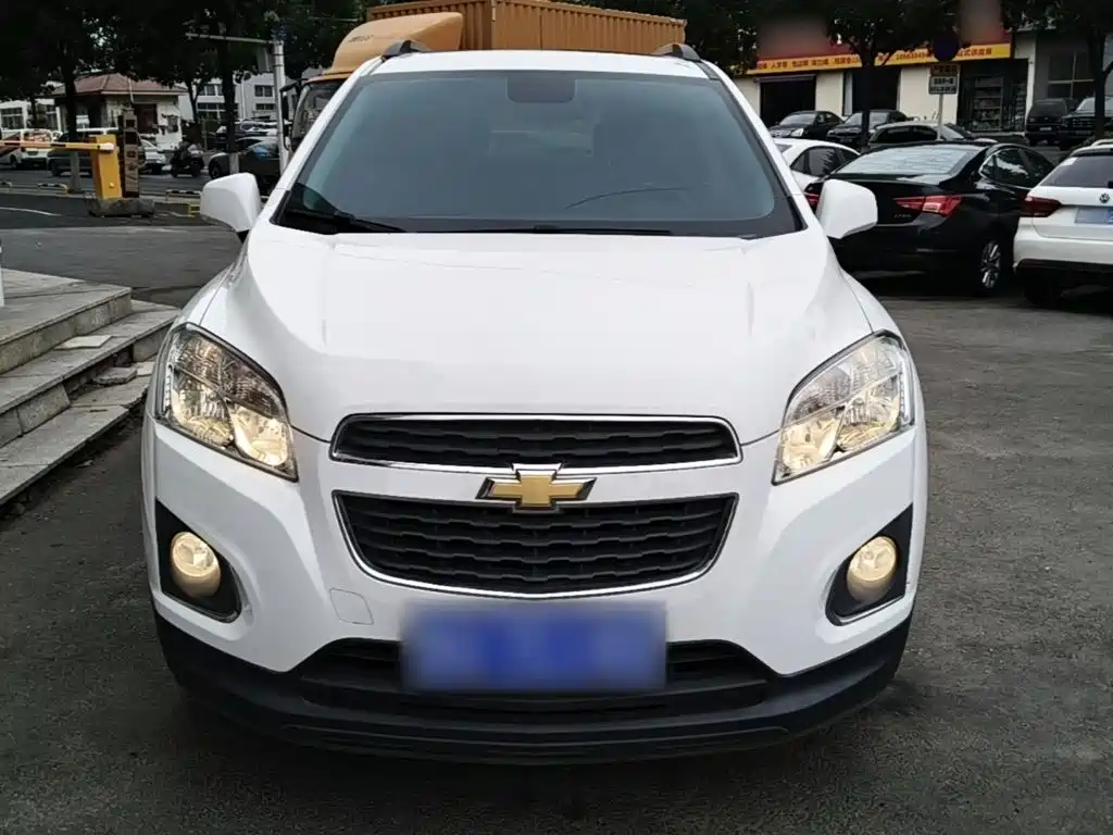 Фото 3 - Chevrolet Trax
