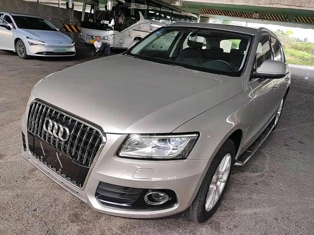 Audi Q5 2015 40 TFSI Progressive фото 2
