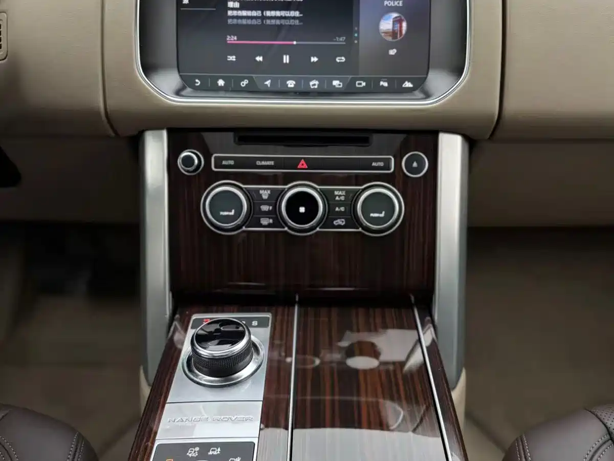 Land Rover Range Rover 2016 3.0 SC V6 Vogue фото 6