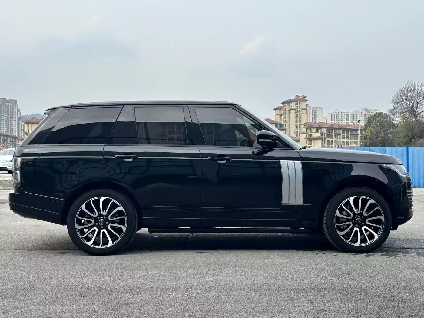 Land Rover Range Rover 2015 3.0 TDV6 Vogue фото 8