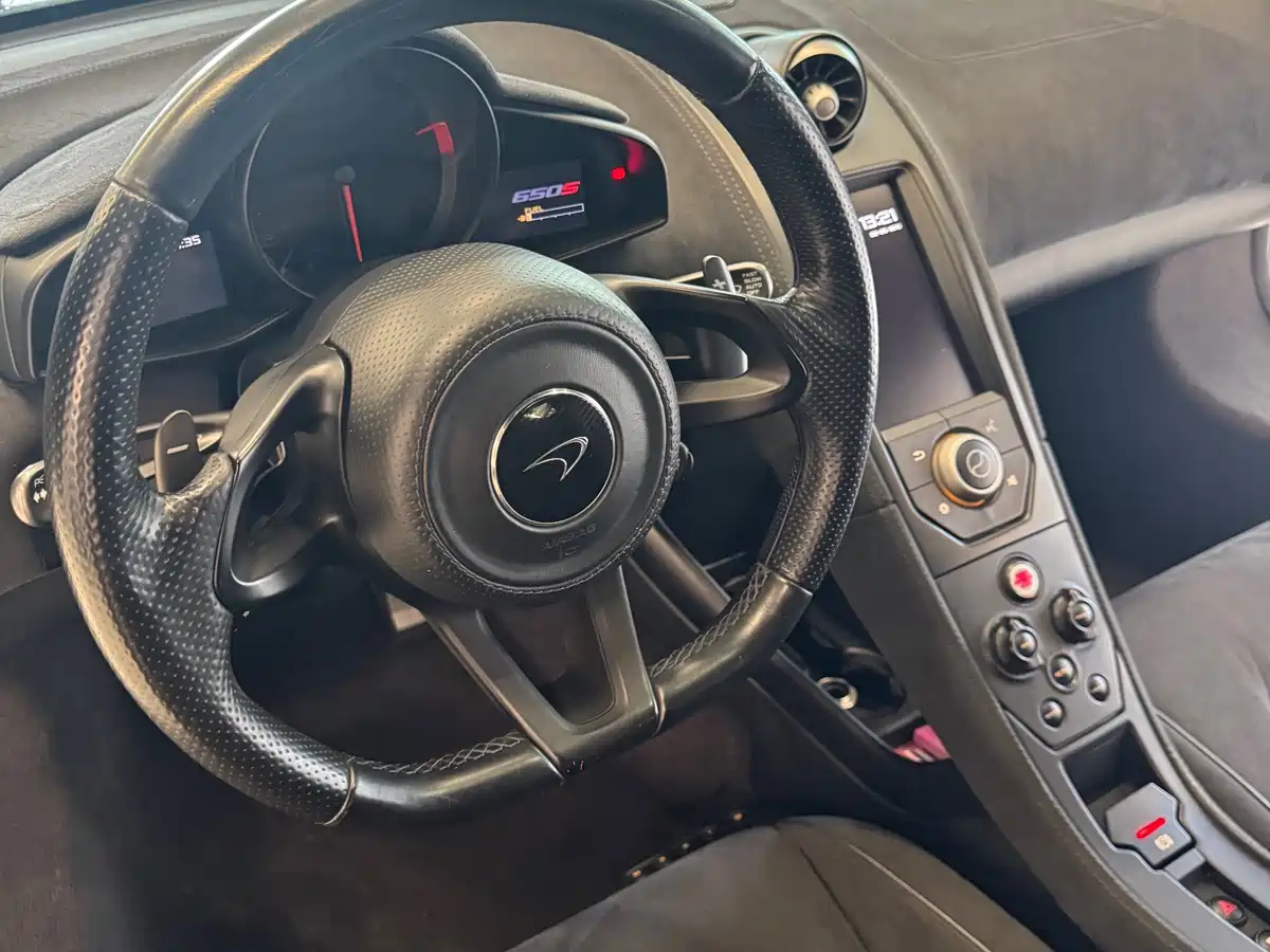 McLaren 650S 2014 3.8T Coupe фото 11