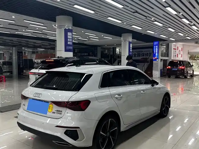 Audi A3 2021 Sportback 35 TFSI Fashion Sport — фото 5