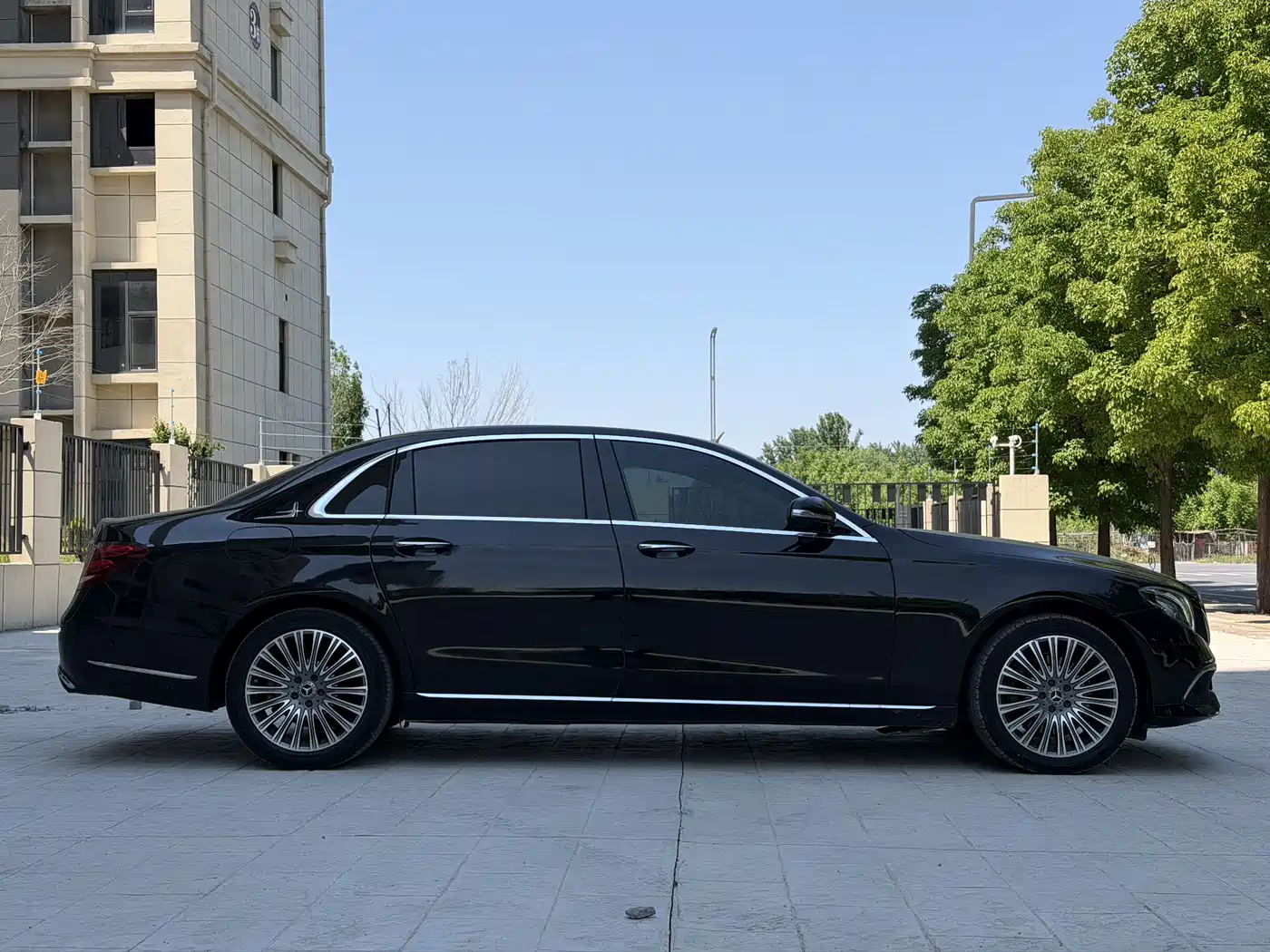 Mercedes-Benz E-Class 2018 Facelift E 200 L фото 7