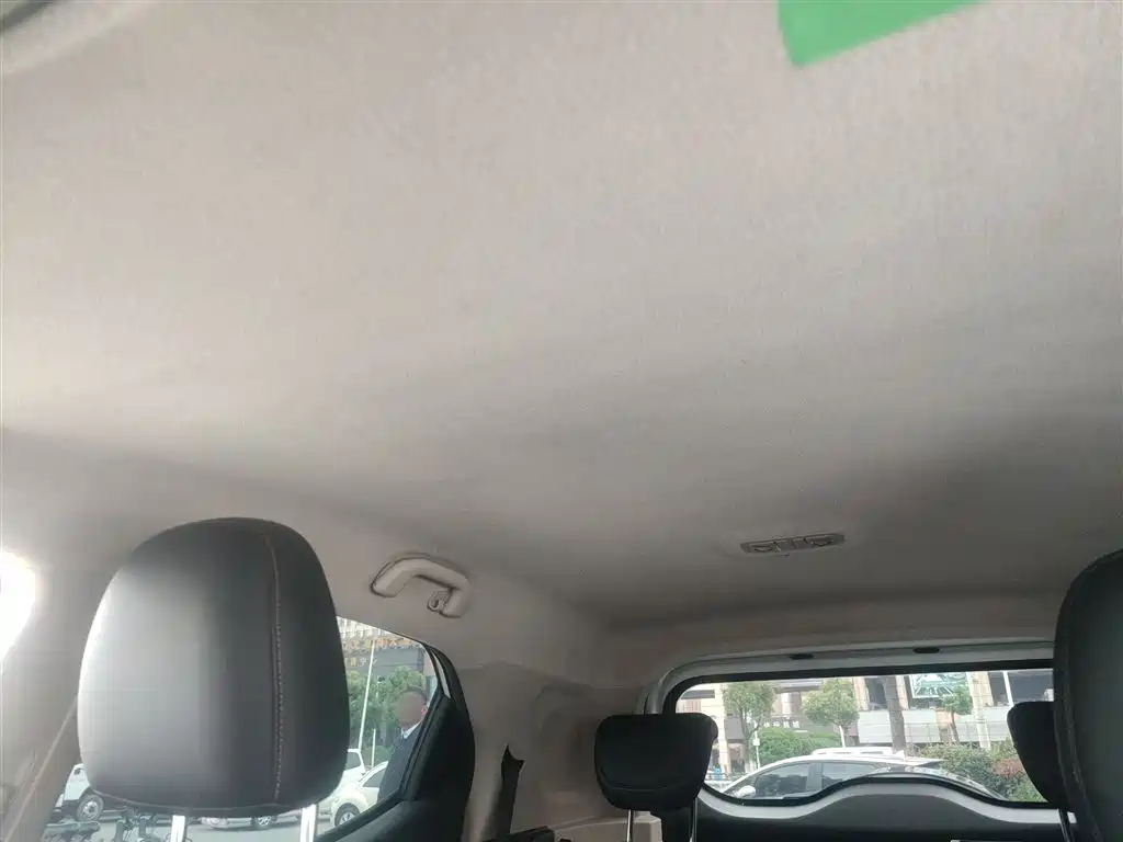 BYD Yuan 2016 1.5L Automatic Luxury фото 18
