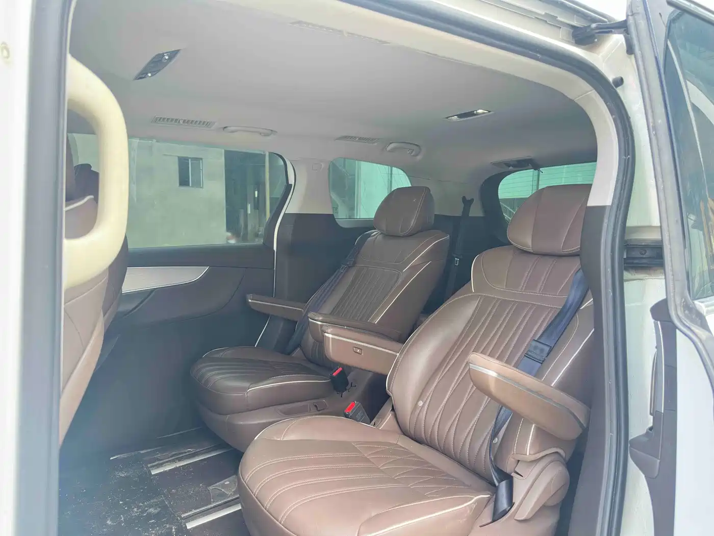 Roewe iMAX8 2024 2023 400TGI Comfort Edition