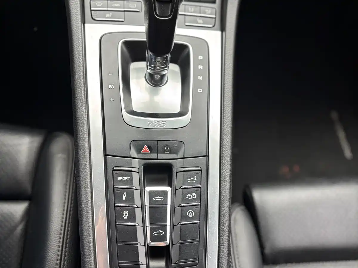 Porsche 718 2018 Boxster 2.0T фото 18
