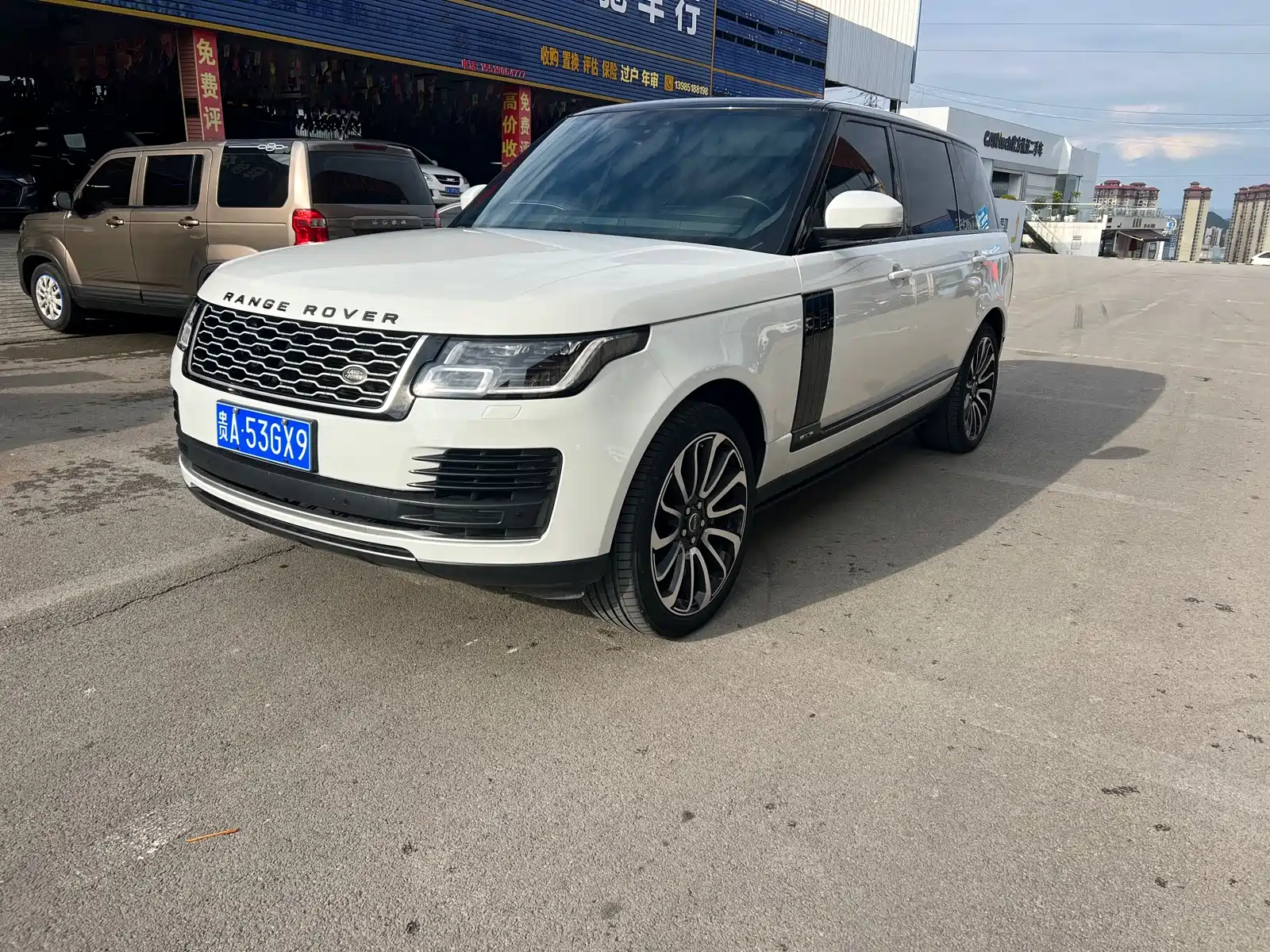 Фото 1 - Land Rover Range Rover