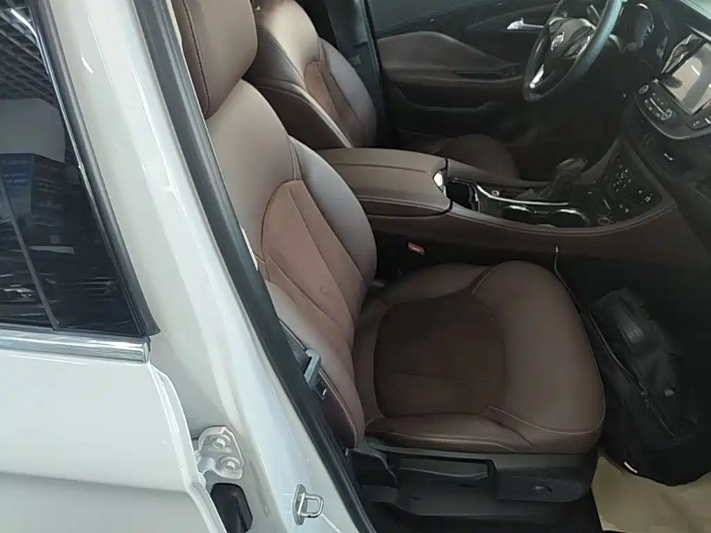 Фото 25 - Buick Envision Plus