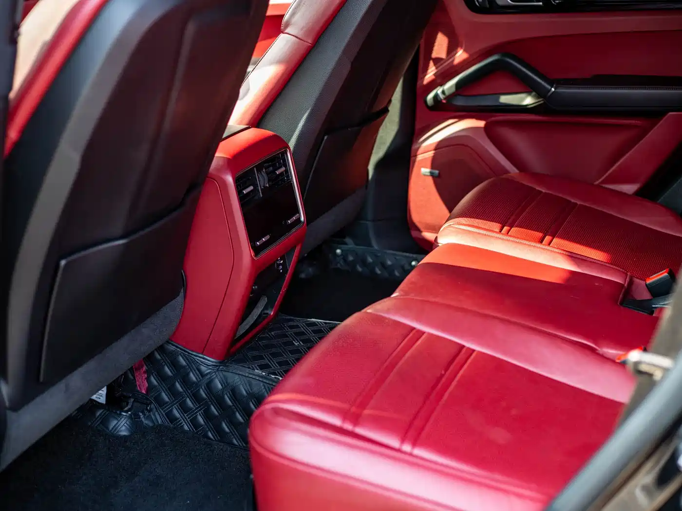 Porsche Cayenne 2022 Cayenne 3.0T Platinum Edition фото 8