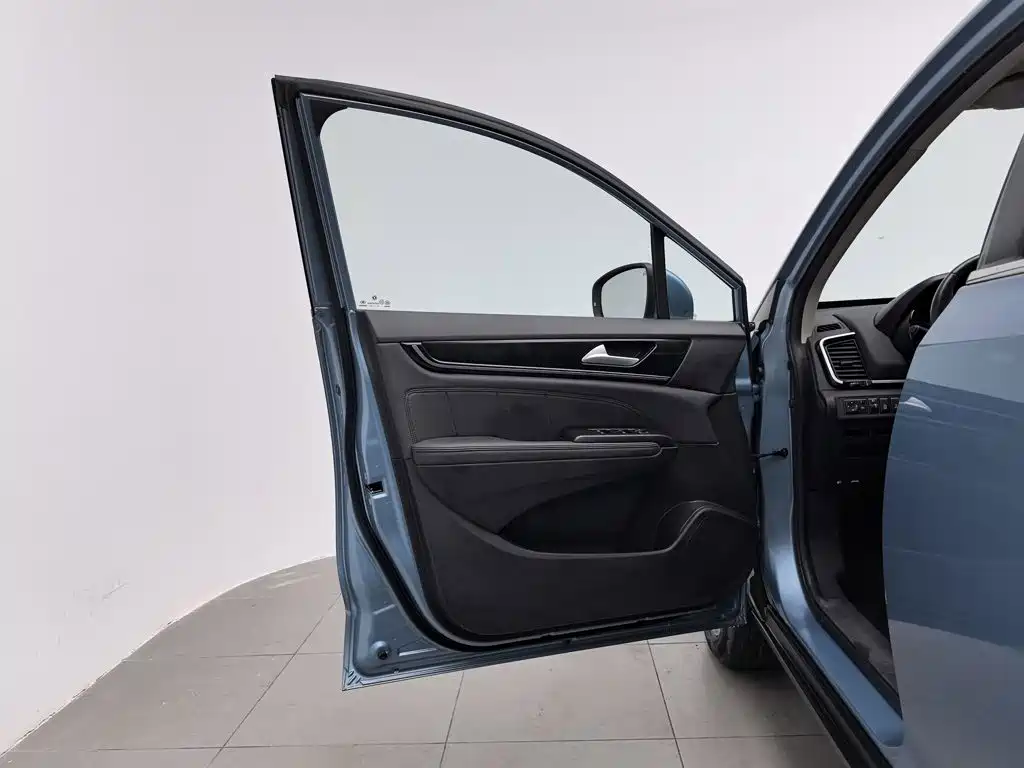 Dongfeng Aeolus Dongfeng Fengshen AX5 2019 2017 1.4T Manual QuXiang