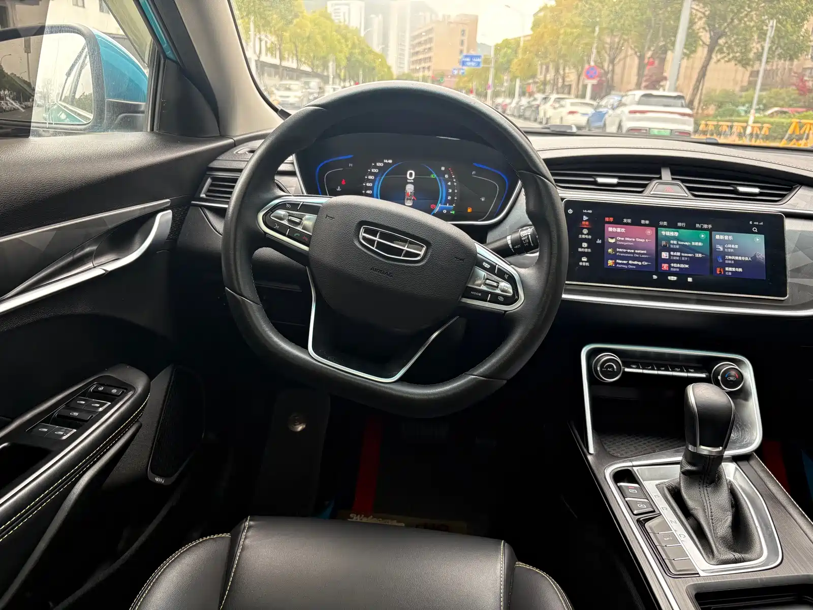 Фото 13 - Geely Binrui