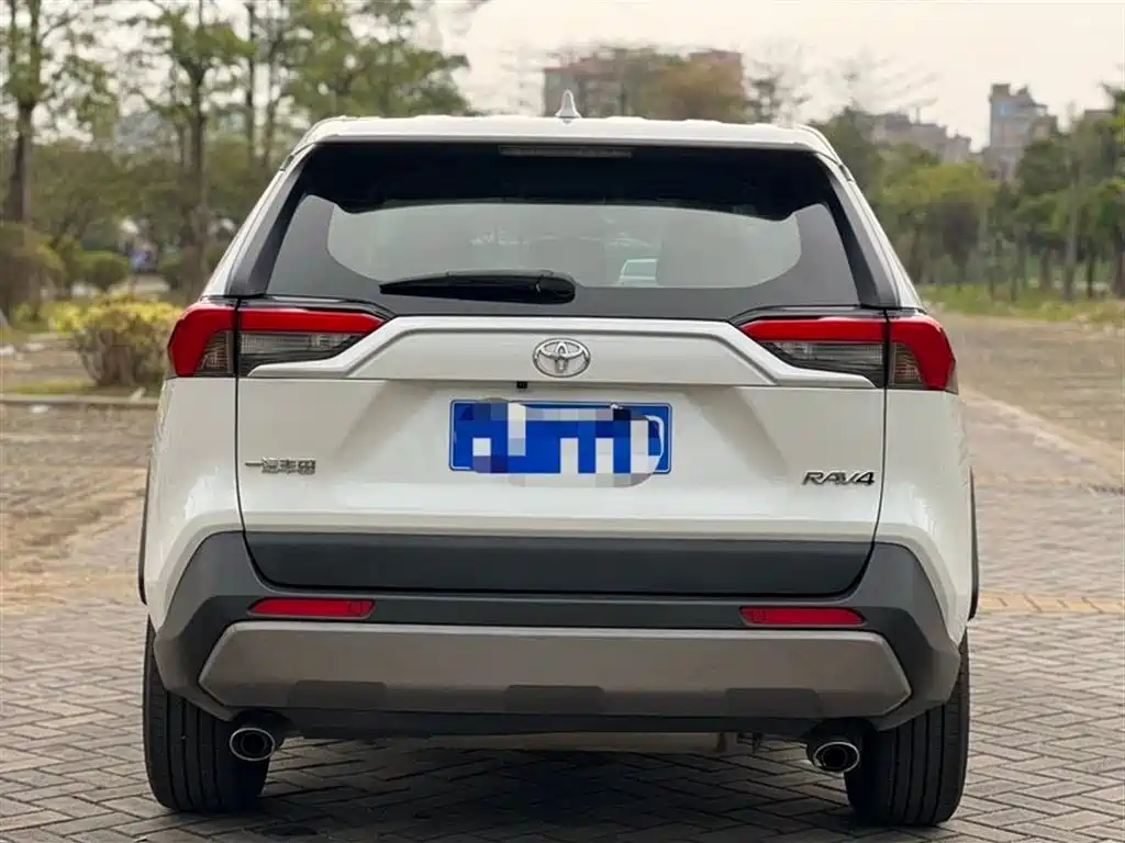Toyota RAV4 Rongfang 2022 2.0L CVT 2WD Trend Edition фото 7