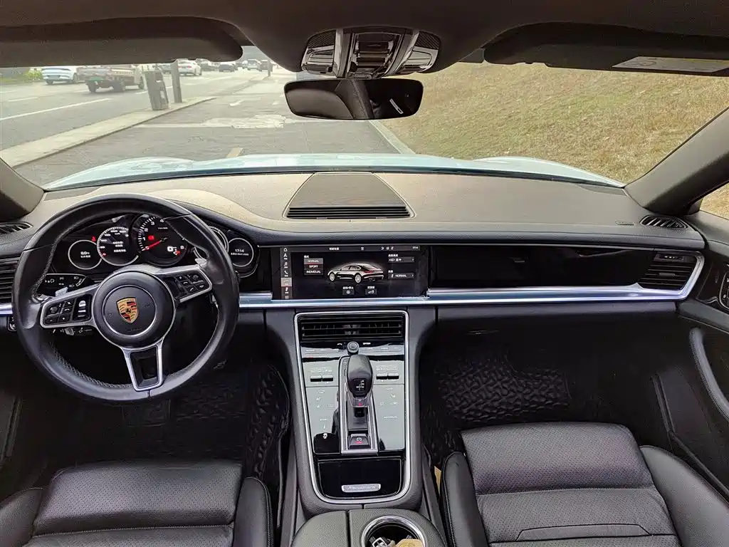 Porsche Panamera 2017 Panamera 3.0T фото 6