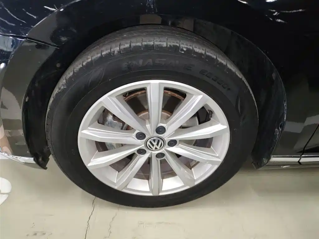 Volkswagen Magotan 2019 330TSI DSG Leading China VI фото 25
