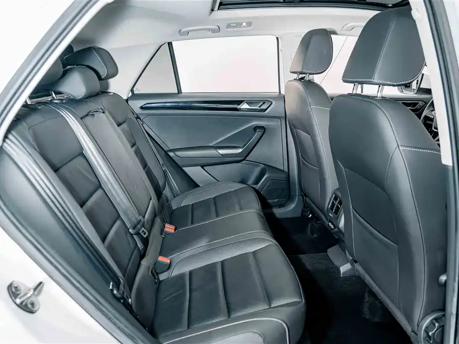 Volkswagen T-Roc, миниатюра 20