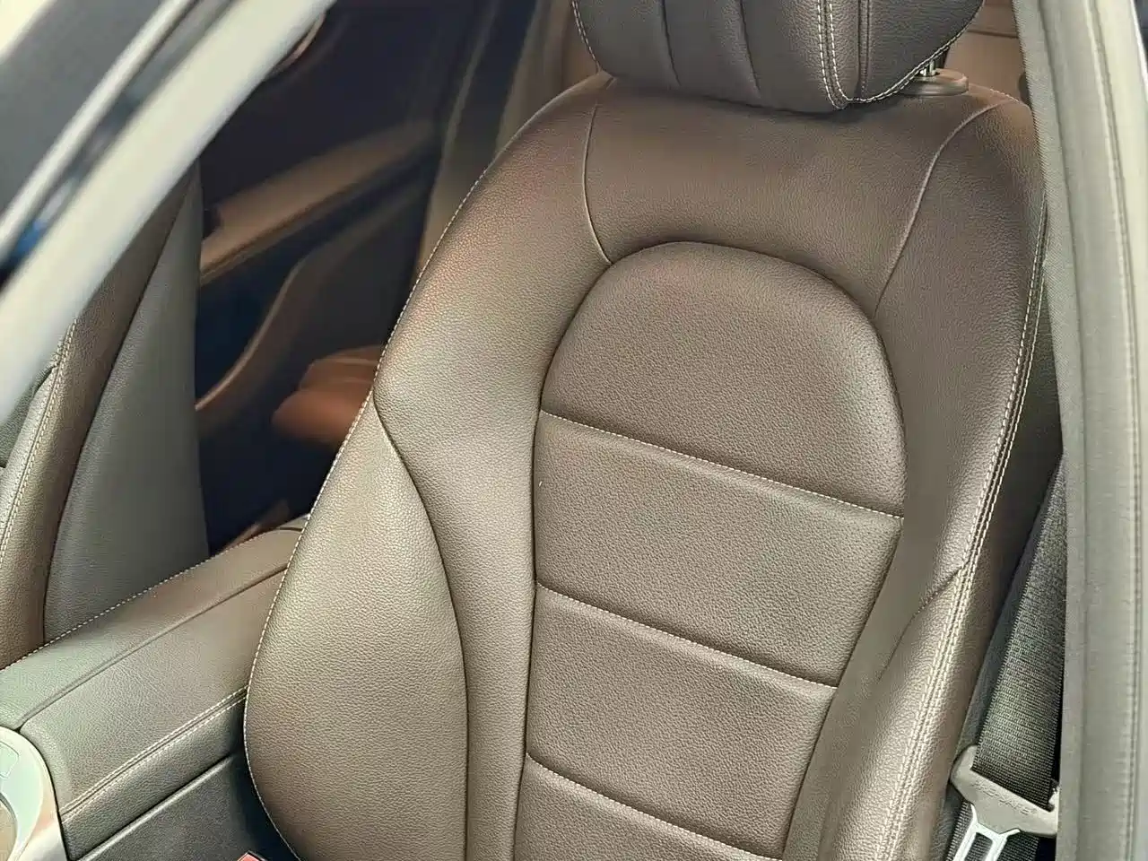 Mercedes-Benz GLC 2020 Facelift GLC 300 L 4MATIC Dynamic фото 10