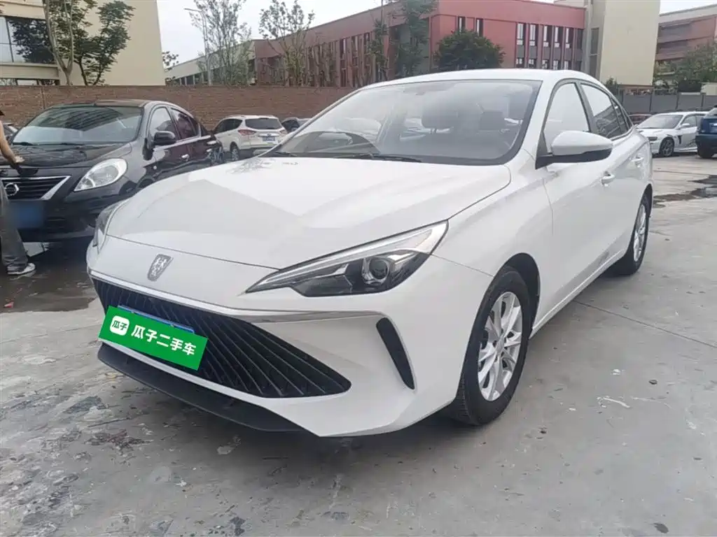 Roewe i5 2023 1.5L Manual Comfort Edition