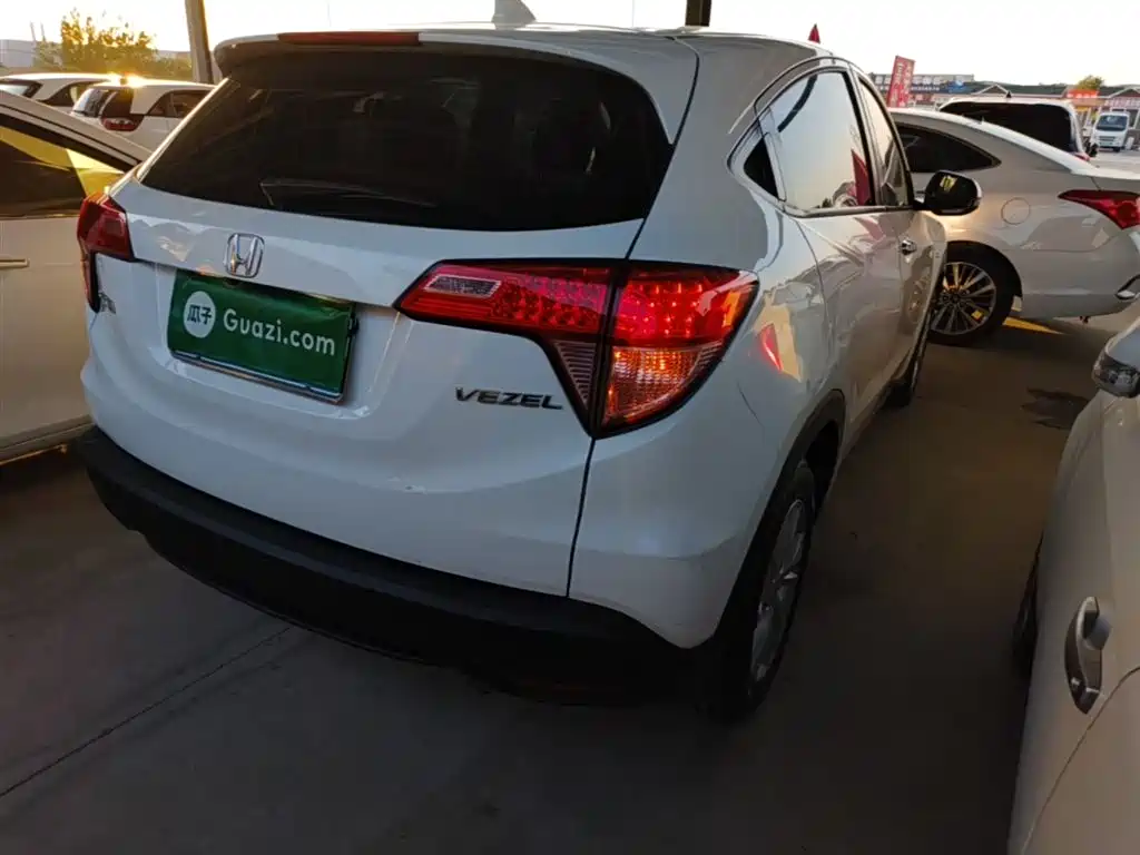 Honda Vezel 2016 2015 1.5L CVT 2WD Comfort