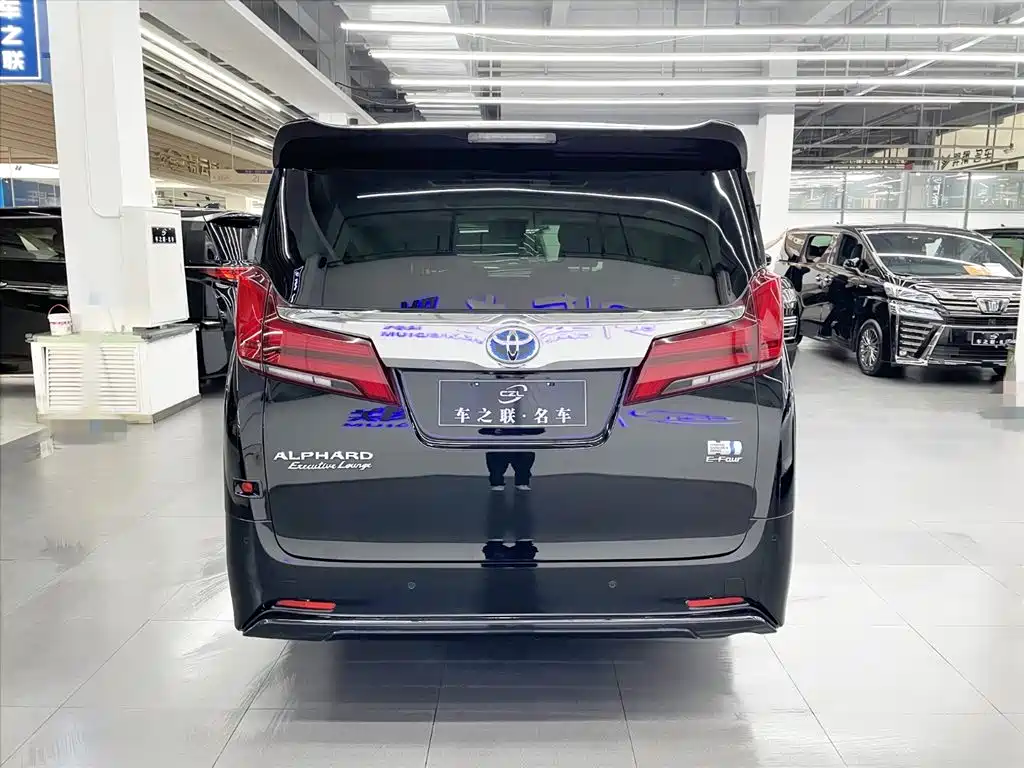 Toyota Alphard 2019 Hybrid 2.5L Premium Edition фото 5