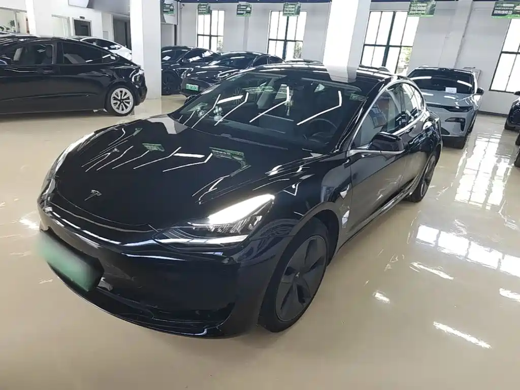 Tesla Model 3 2020