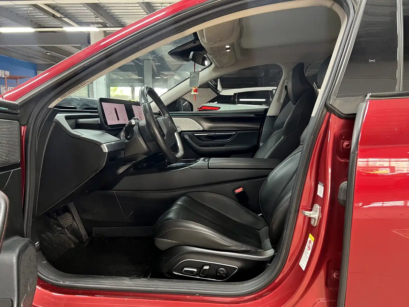 Фото 7 - XPeng P7
