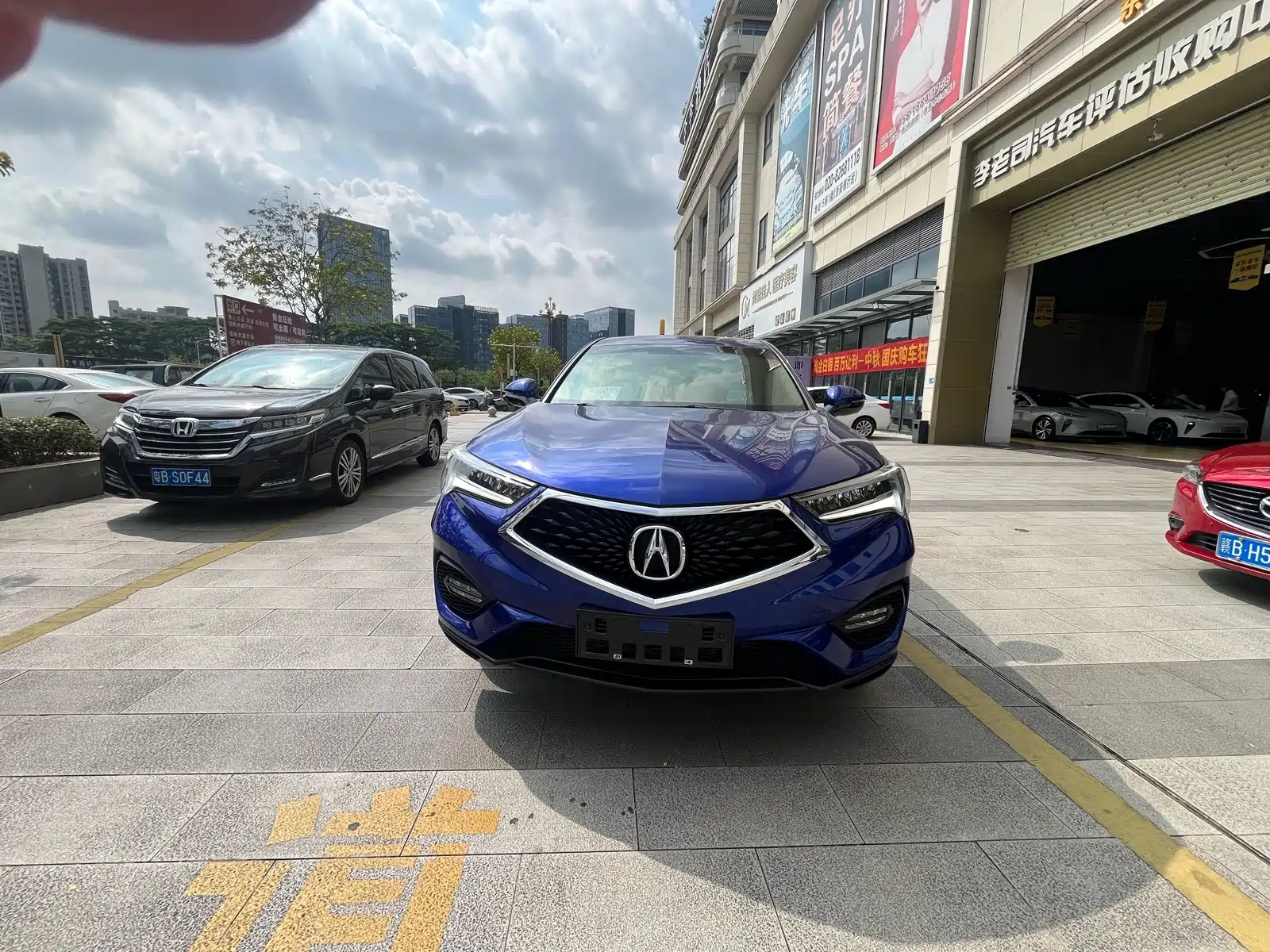 Фото 2 - Acura CDX