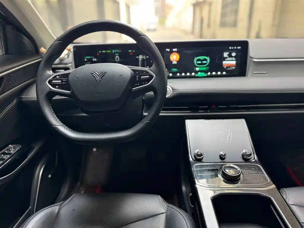 NEZHA AUTOMOBILE NEZHA U
