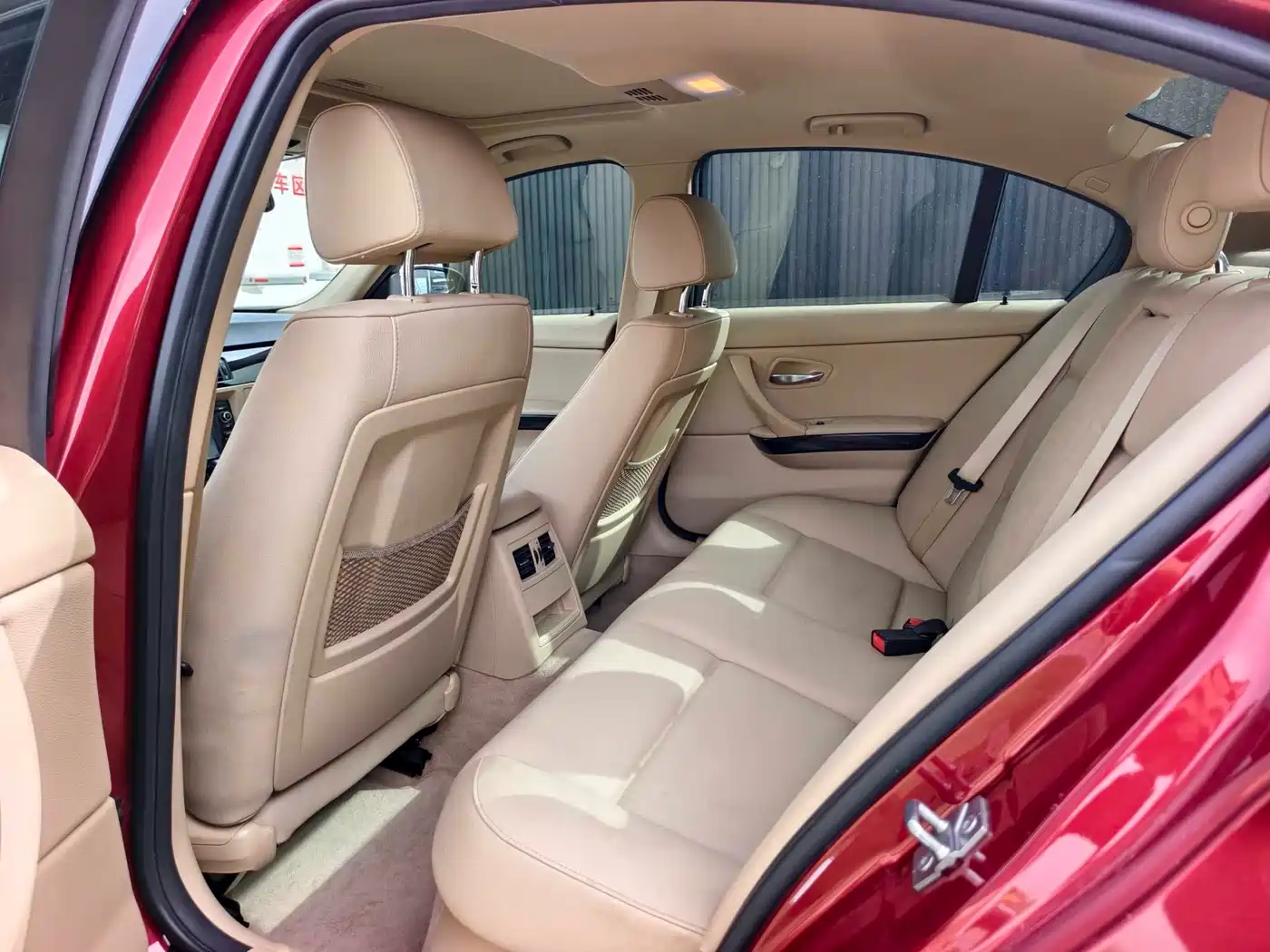 BMW 3 Series (Import) 2012 318i Leading фото 10