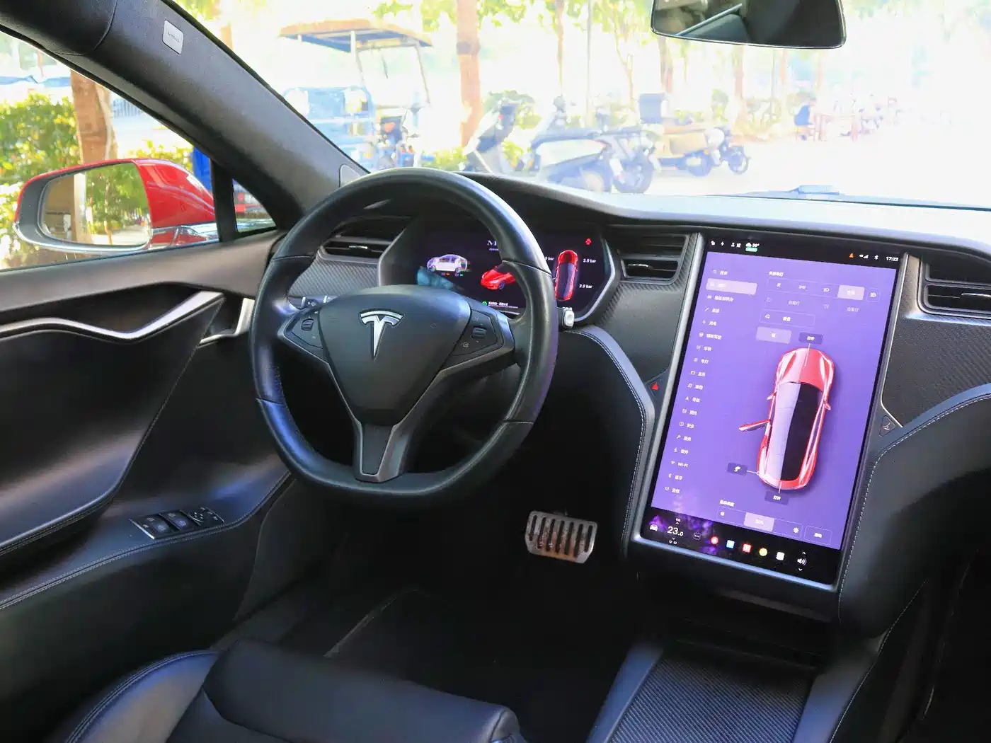 Фото 8 - Tesla Model S