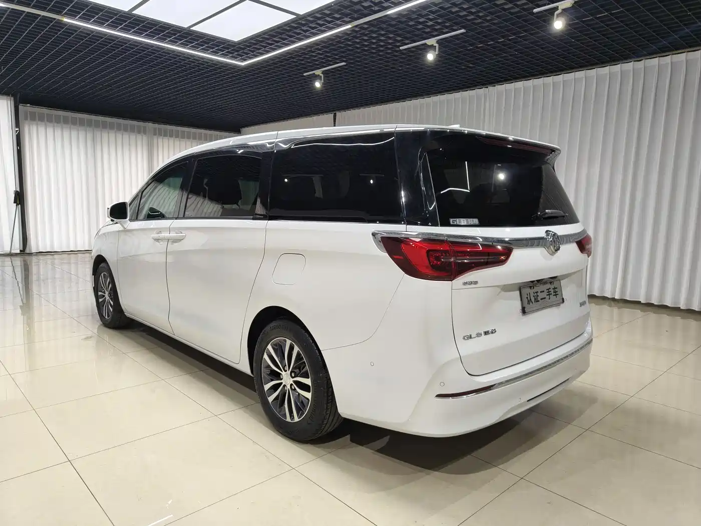 Buick GL8 2021 ES Landlord 653T Premium фото 7