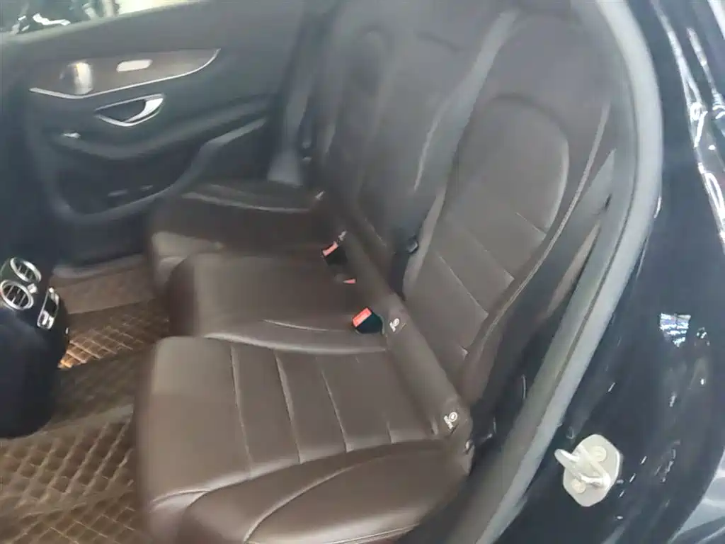 Mercedes-Benz GLC 2020 Facelift GLC 300 L 4MATIC Dynamic фото 17