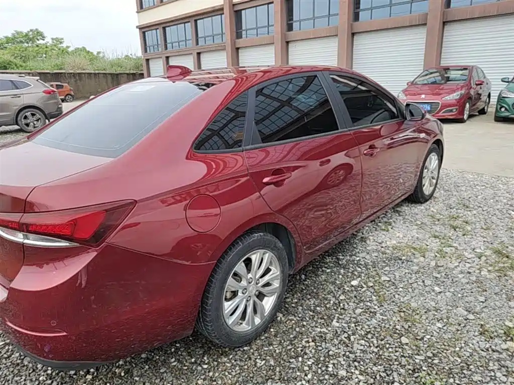 Buick Excelle 2018 15T Dual Clutch Elite (China V) фото 7