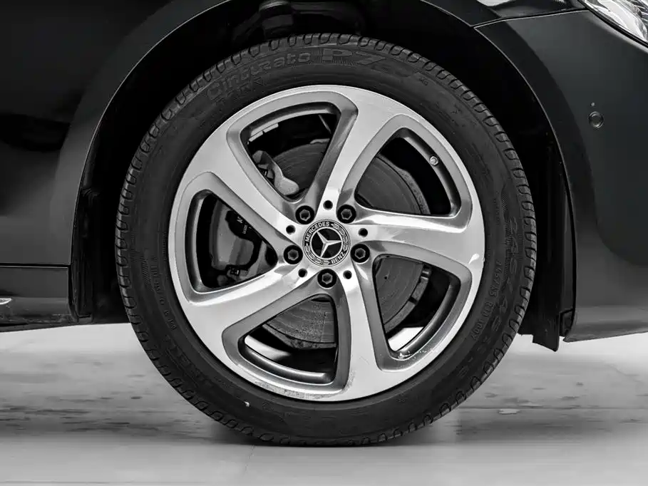 Mercedes-Benz E-Class 2020 E 260 L Sport 4MATIC фото 39