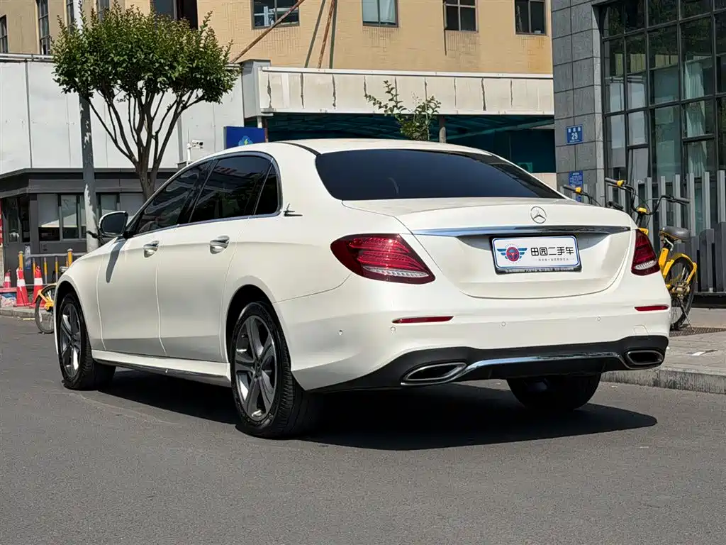 Mercedes-Benz E-Class 2019 E 200 L Sport фото 4