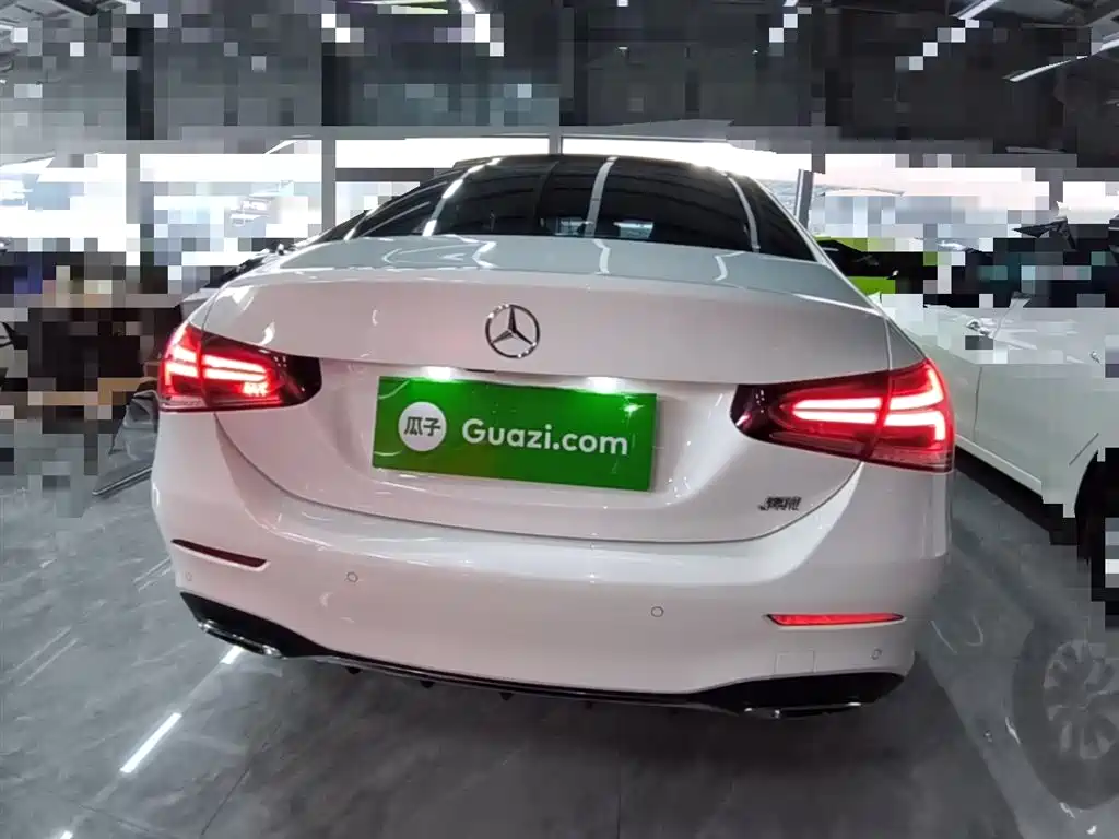 Mercedes-Benz A-Class 2021 A 200 L Sport Sedan Fashion Edition фото 6