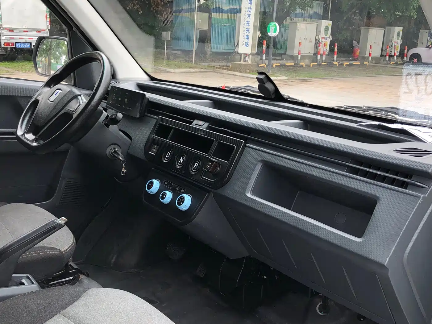 Yuan Cheng FarStar V 2024 2023 Model V6E CATL 41.86kWh Premium Edition