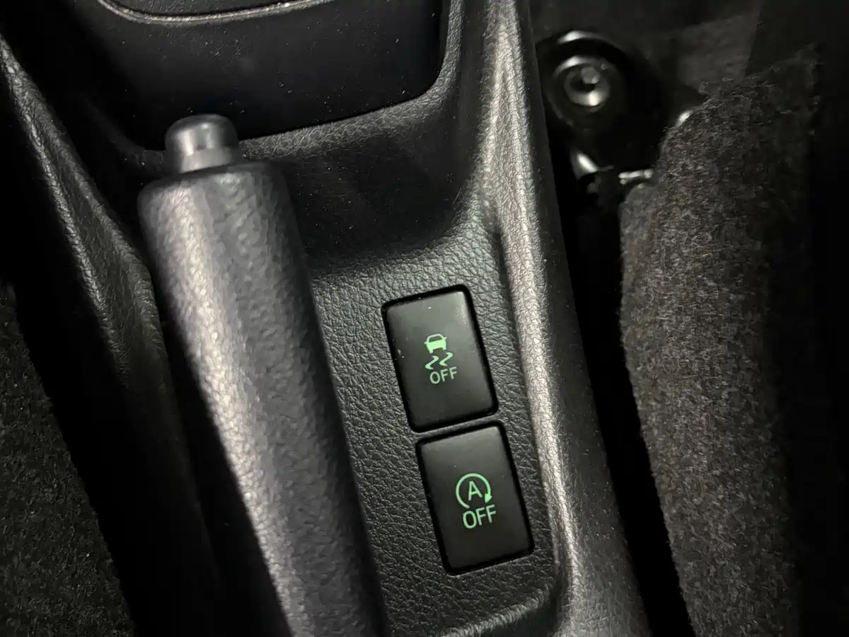 Toyota Vios FS 2017 1.5L CVT Fengchi Edition фото 19