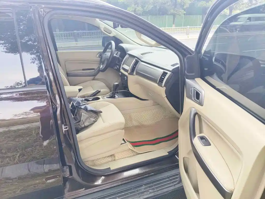 Ford Everest 2016 2016 2.0T Gasoline Automatic 4WD Luxury Edition