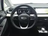 Фото 15 - Geely Geometry E Firefly