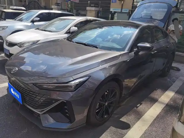 Changan UNI-V 1.5T, Премиум