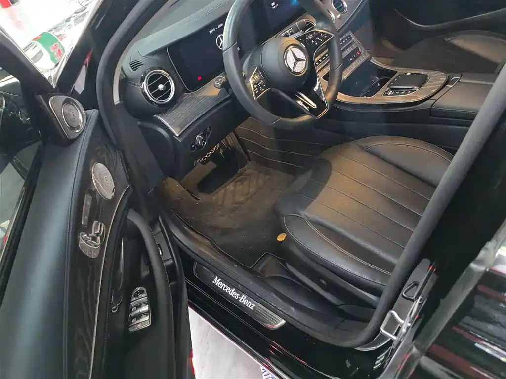 Mercedes-Benz E-Class 2023 E 300 L Luxury фото 16