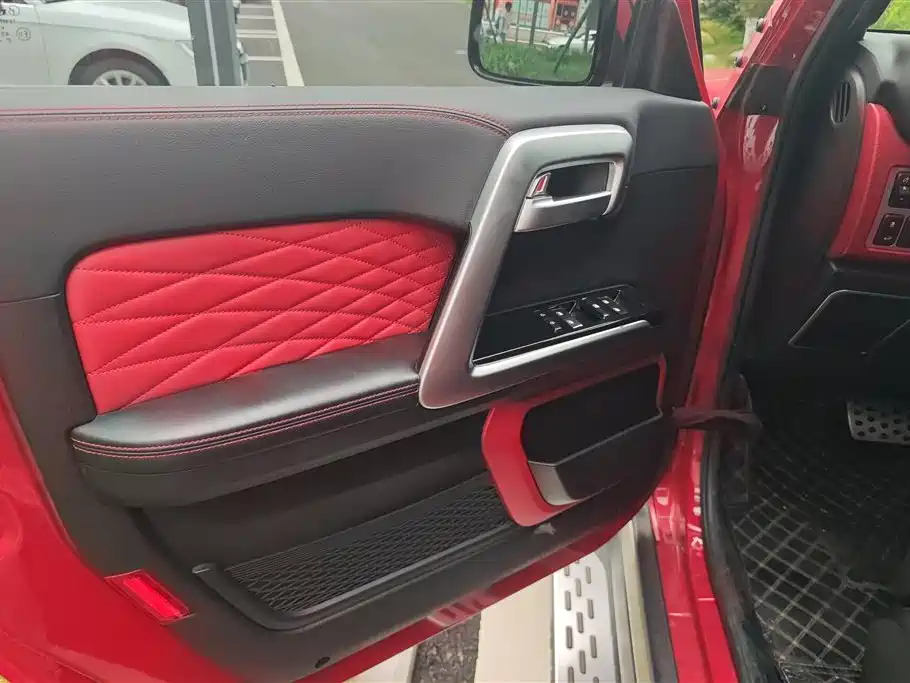 BAIC ORV Beijing Offroad BJ40 2023 2.0T Auto 4WD Urban Hunter Knight Edition фото 7