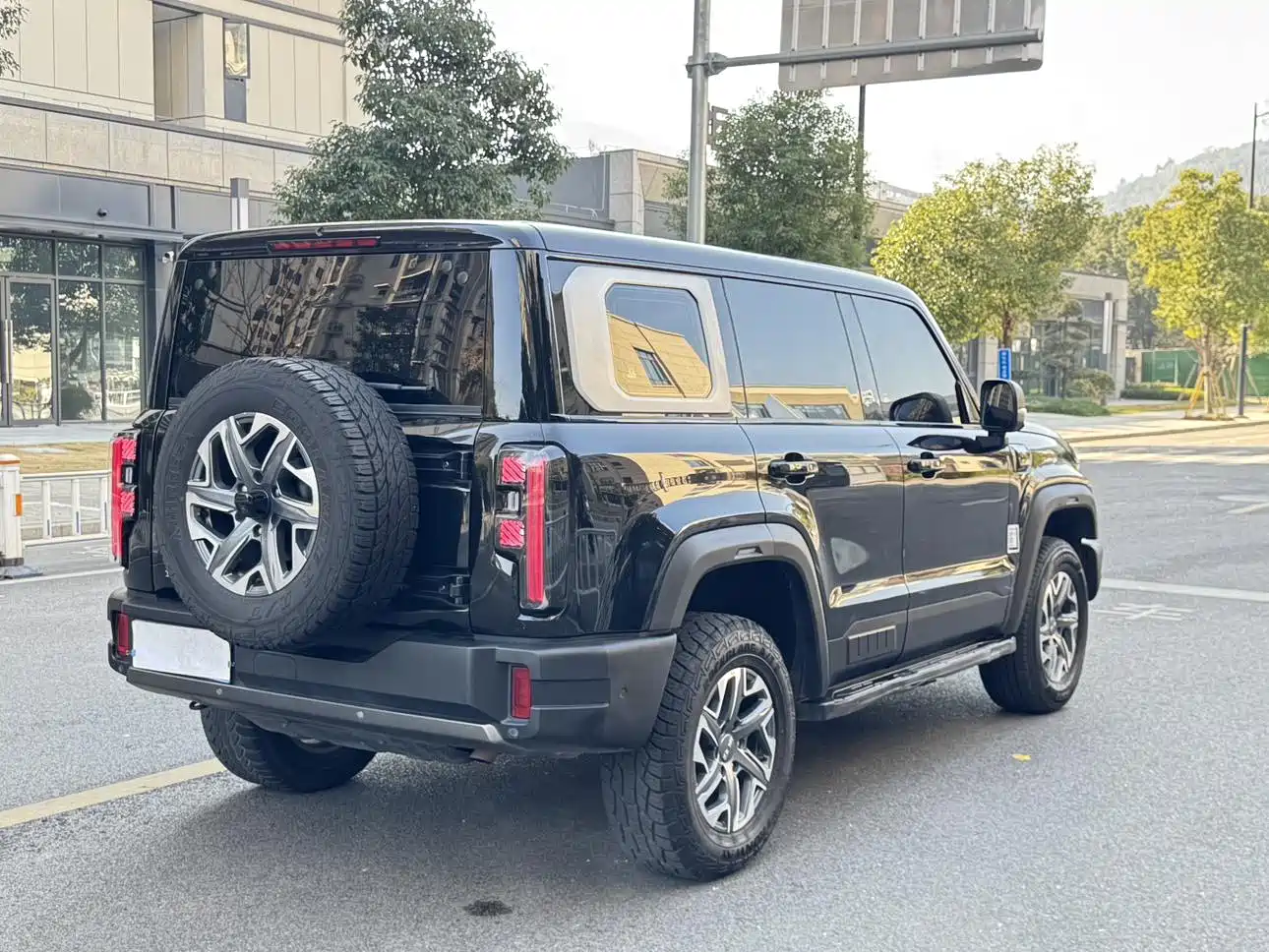 BAIC ORV Beijing Offroad BJ40 2024 2.0T New Urban Hunter Edition Knight фото 17
