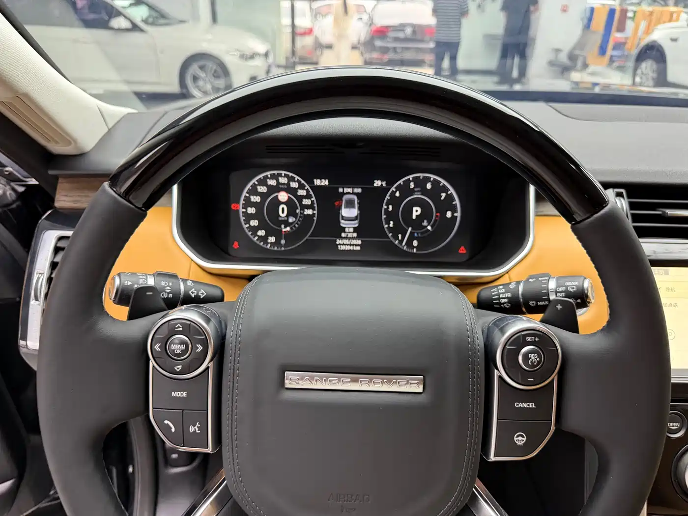 Land Rover Discovery 2017 3.0 SC V6 HSE фото 9