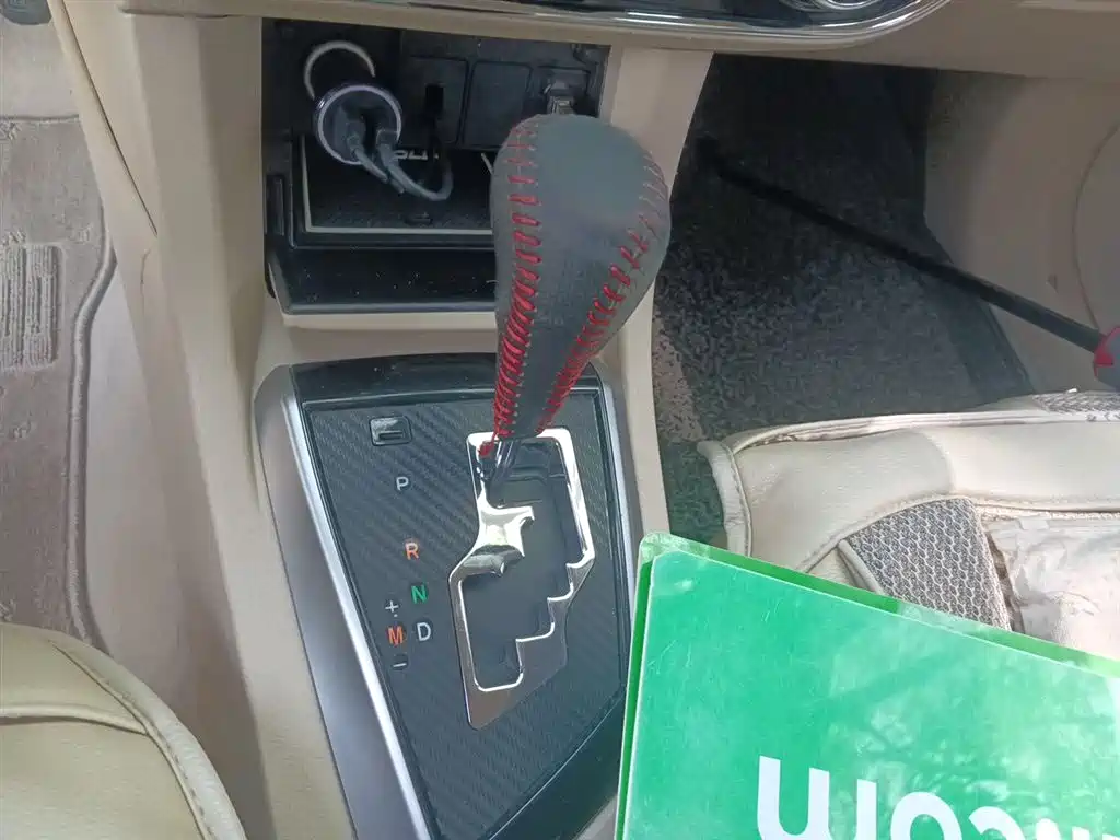 Toyota Corolla 2014 1.6L CVT GL фото 11