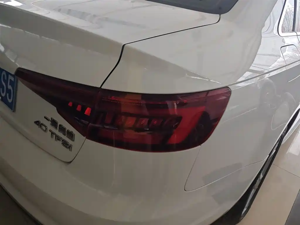Audi A4L 2018 30th Anniversary 40 TFSI Progressive фото 8